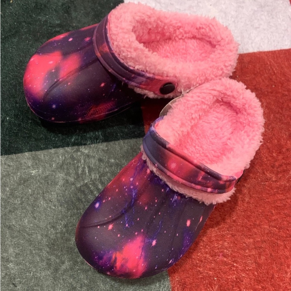 Clogs